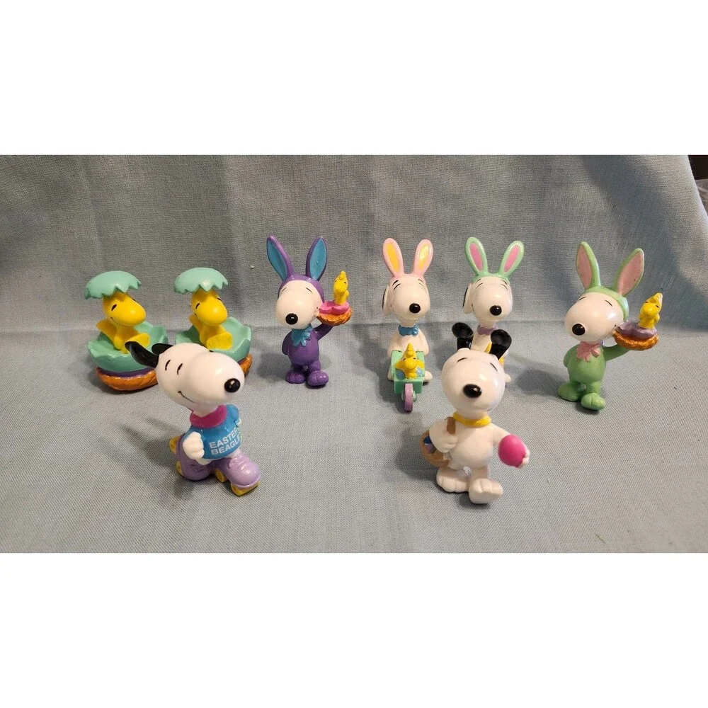 Vintage Lot of 13 Peanuts Snoopy PVC Figures Whitman with two extras
